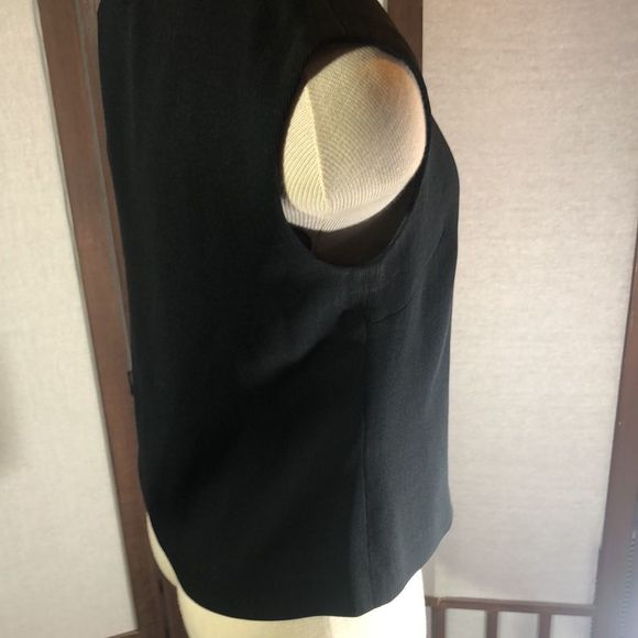 Garfield and Marks black sleeveless top size Sm textured knit side zipper - Picture 7 of 8